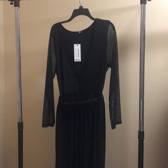 Boohoo - Mesh Sleeve Deep V-Neck Double Slit Dress - Picture 1 of 1